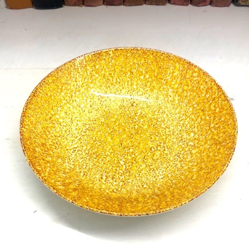 O558 Vintage Yellow/Brown 8” Serving Bowl